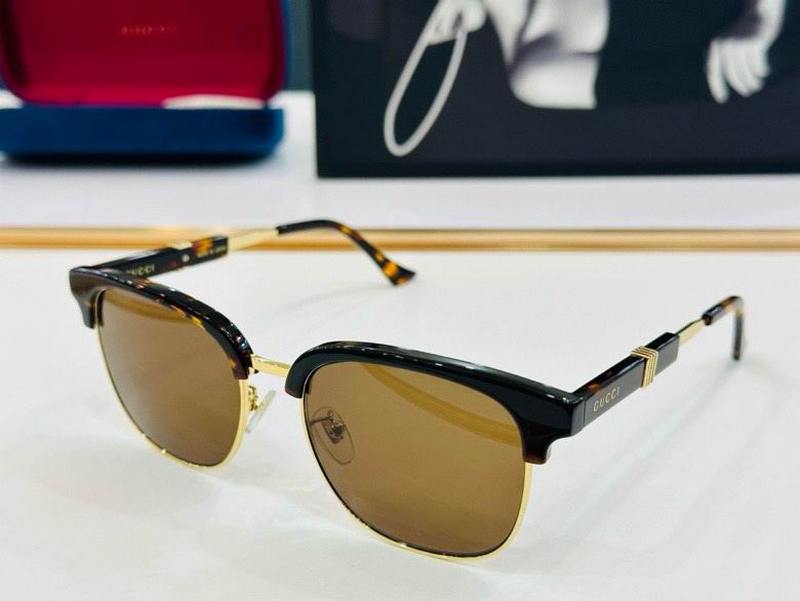 Gucci Sunglasses 830